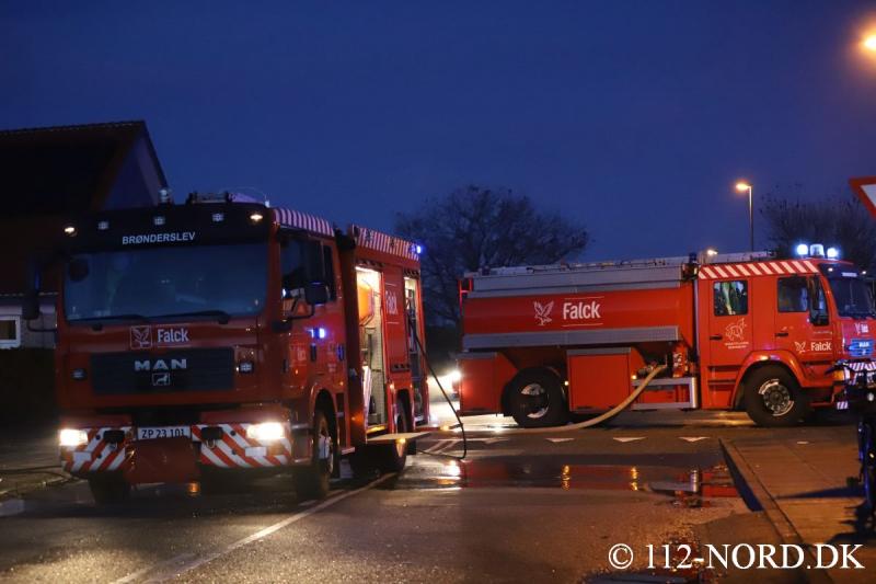 2810201906_t2.jpg